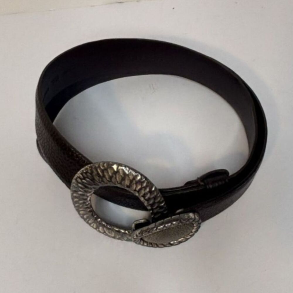 Chico’s Dark Brown Textured Leather Belt Interlock Hammered Silver & Gold Buckle - Picture 2 of 6